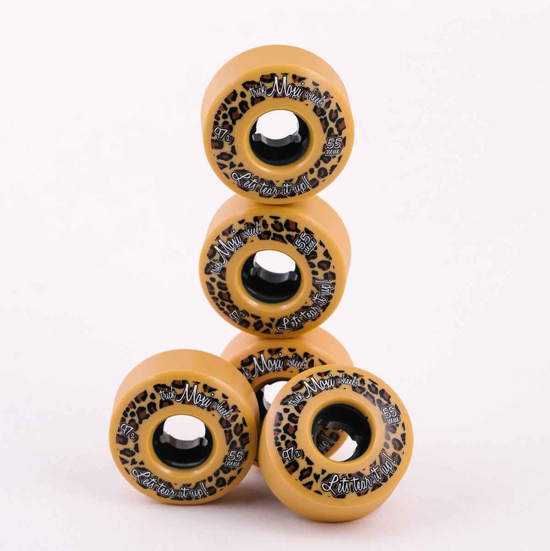 Load image into Gallery viewer, Moxi Trick Wheels 55x31mm 97A
