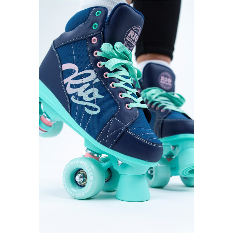 Load image into Gallery viewer, Rio 240 / Rio 245 Lumina Quad Skate - Dunkelblau
