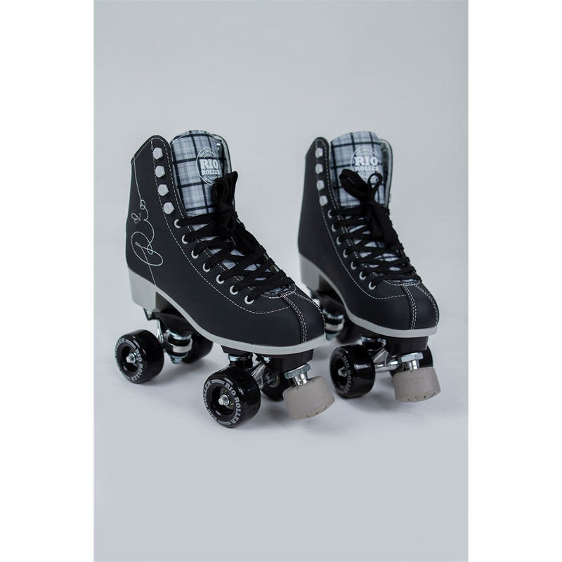 Load image into Gallery viewer, Rio 280 Signature Quad Skate - Schwarz
