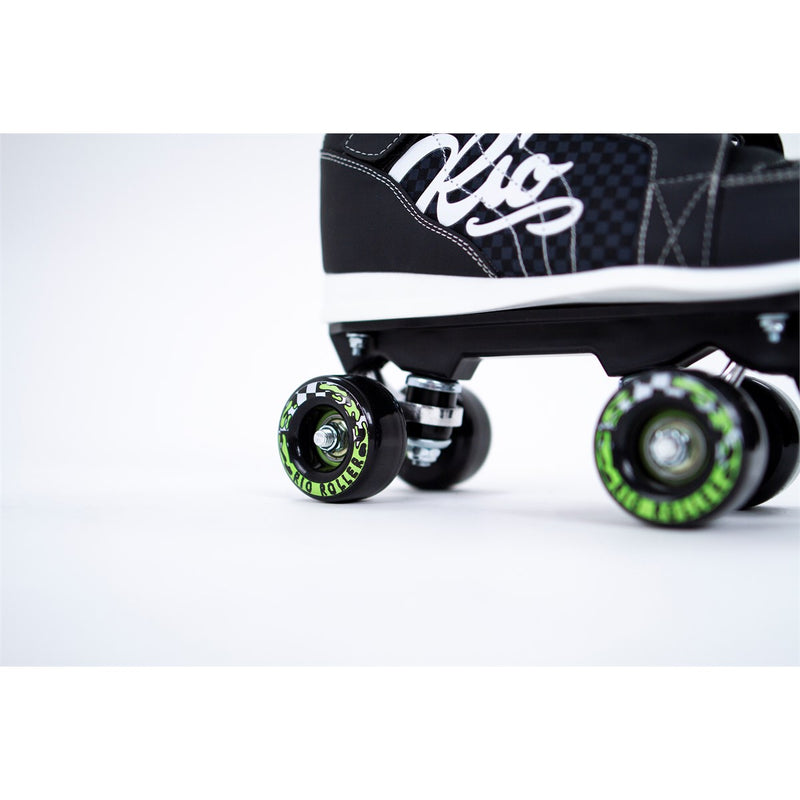 Laden Sie das Bild in Galerie -Viewer, Rio Roller Mayhem II Quad Skates - Schwarz
