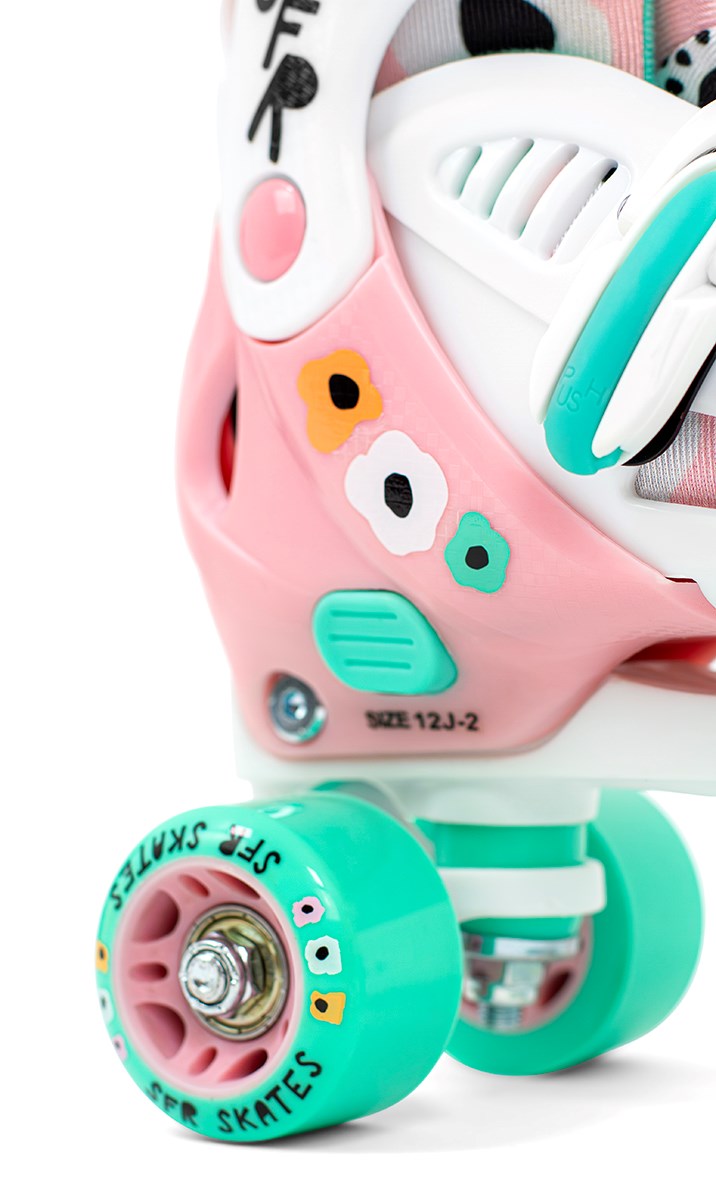 Load image into Gallery viewer, SFR Storm V Adjustable Rollschuh
